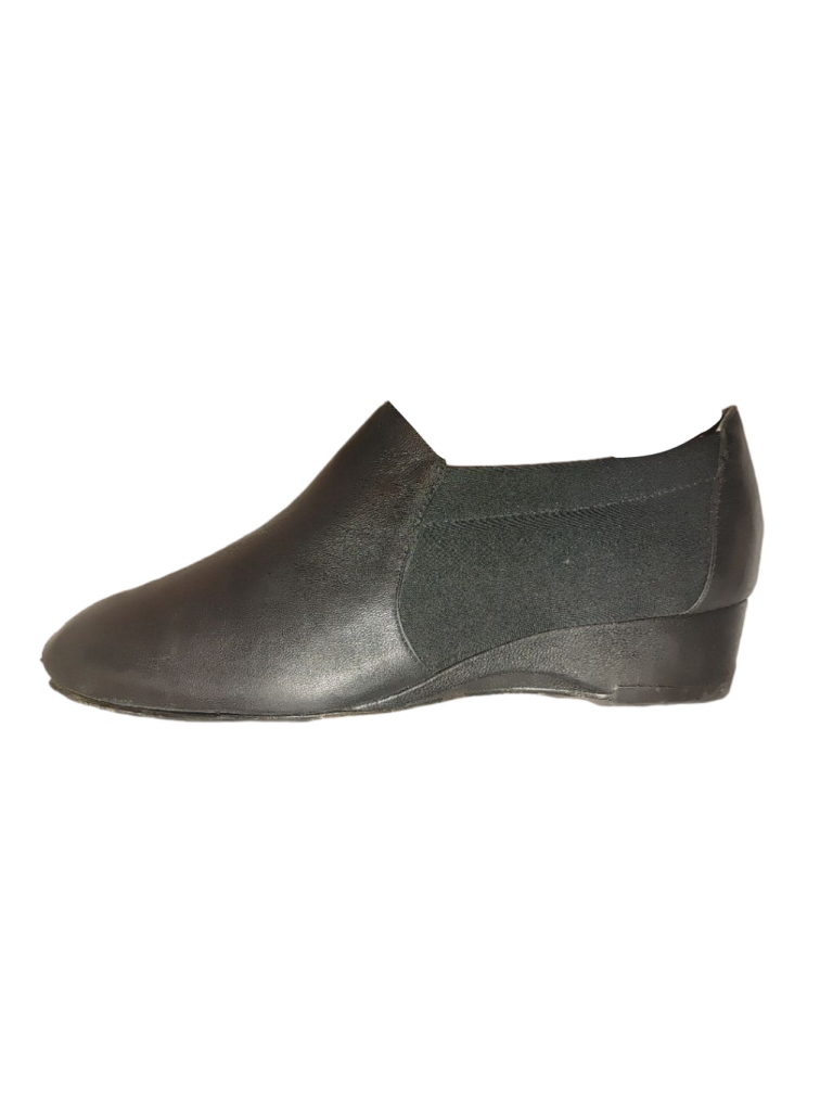 Taryn Rose Paula Stretch Flats (Made In Italy) Size 8